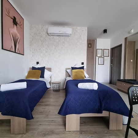 Q Apart Amber - Studio, Manufaktura, Klimatyzacja I Garaz Gratis, Netflix, Fv, Gwarancja Zadowolenia Lodz (Lodz) Ngoại thất bức ảnh
