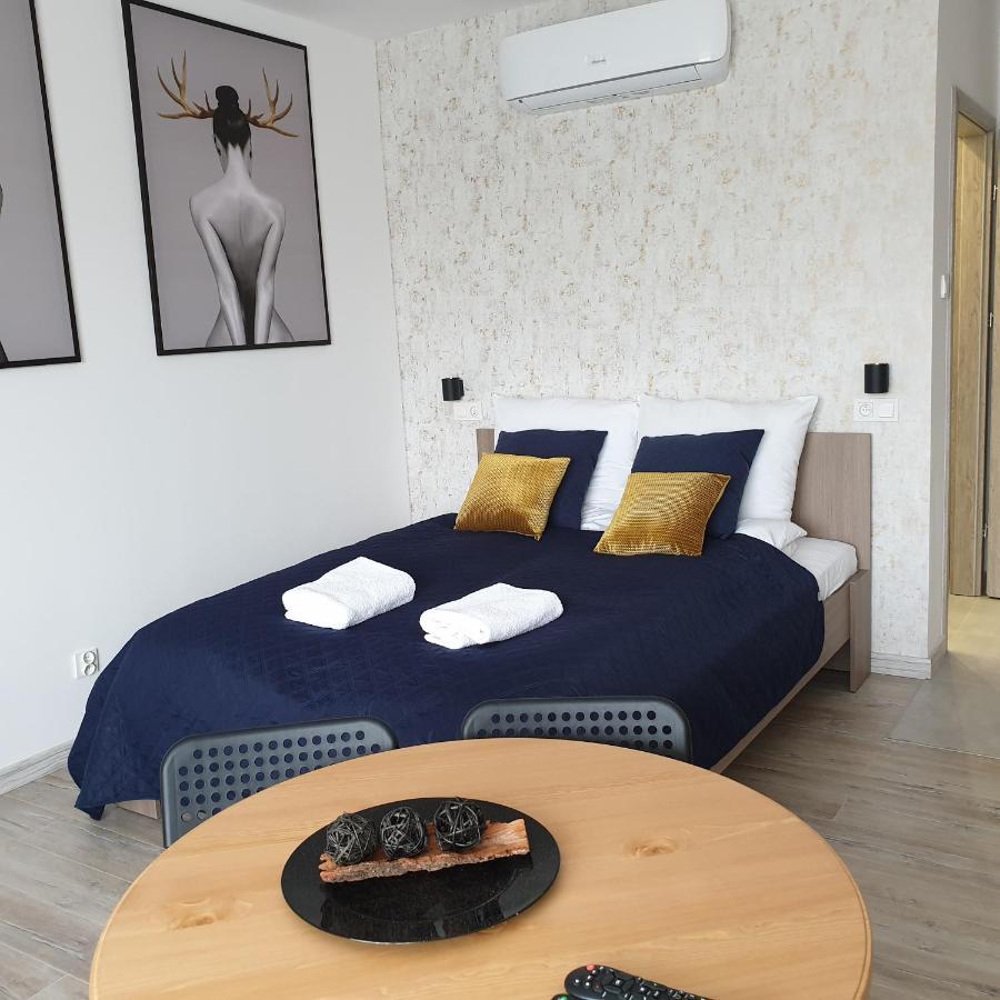 Q Apart Amber - Studio, Manufaktura, Klimatyzacja I Garaz Gratis, Netflix, Fv, Gwarancja Zadowolenia Lodz (Lodz) Ngoại thất bức ảnh