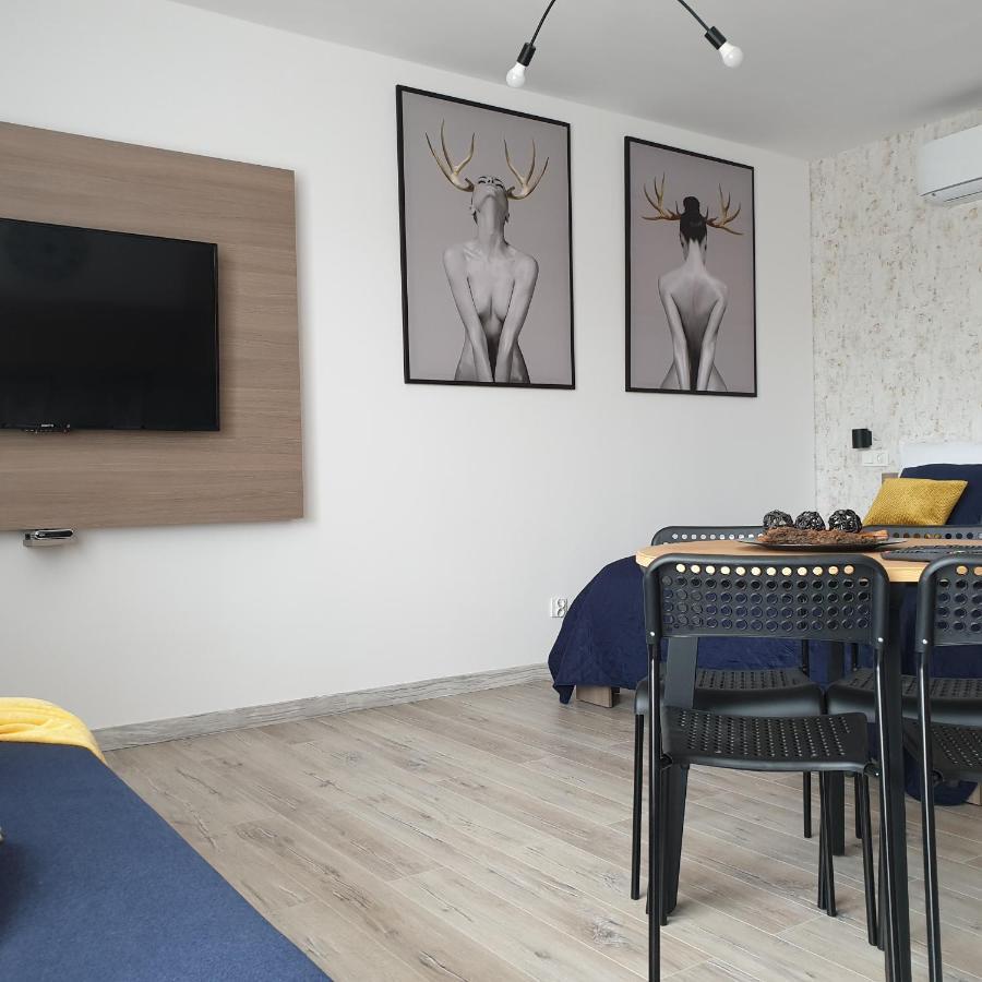 Q Apart Amber - Studio, Manufaktura, Klimatyzacja I Garaz Gratis, Netflix, Fv, Gwarancja Zadowolenia Lodz (Lodz) Ngoại thất bức ảnh