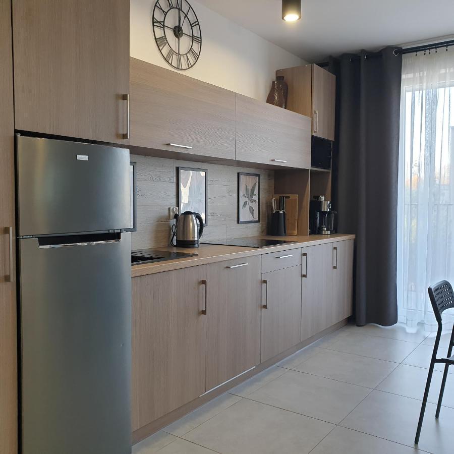 Q Apart Amber - Studio, Manufaktura, Klimatyzacja I Garaz Gratis, Netflix, Fv, Gwarancja Zadowolenia Lodz (Lodz) Ngoại thất bức ảnh